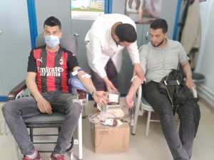 اليوم الثاني علي التوالي بجامعة عباس لغرور خنشلة. حملة التبرع بالدم