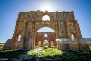 TAZOULT Lambese site historique majestieux