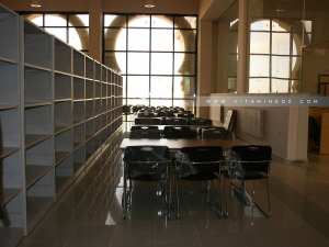 Salle de lecture de la Bibliothèque Mohamed Did de Tlemcen