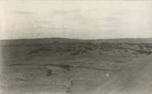 Une station préhistorique parmi les dunes de Biskra, en Algérie.