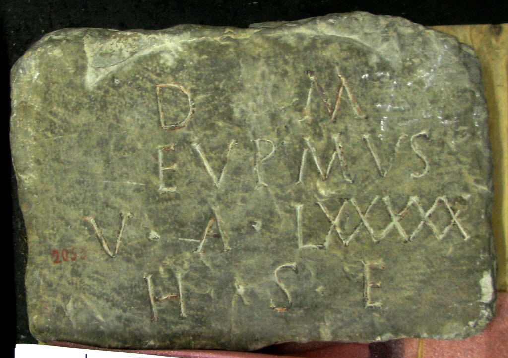 Stèle ; inscription