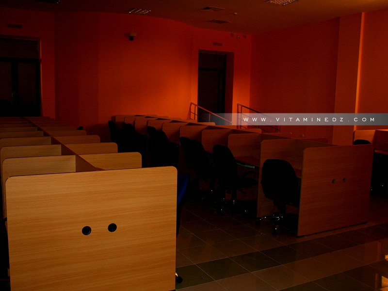 Bibliothèque Mohamed Did de Tlemcen : salle informatique