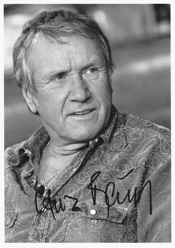 Adieu Yves Rénier, le célèbre mythique « Commissaire Moulin » 😢 ...