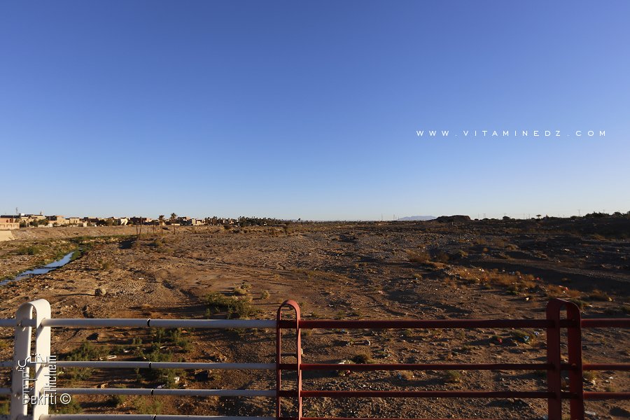 Oued Bechar, traversant la ville