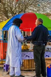 Vendeur de Thé à l'entrée d'Oum El Assel