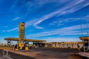 Station de carburant (Essence, Mazout) située à l'entrée d'Oum El Assel