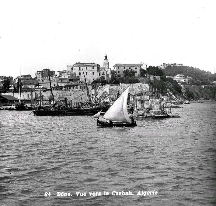 Annaba (ex-Bone - Algerie). Vue vers la casbah vers 1890
