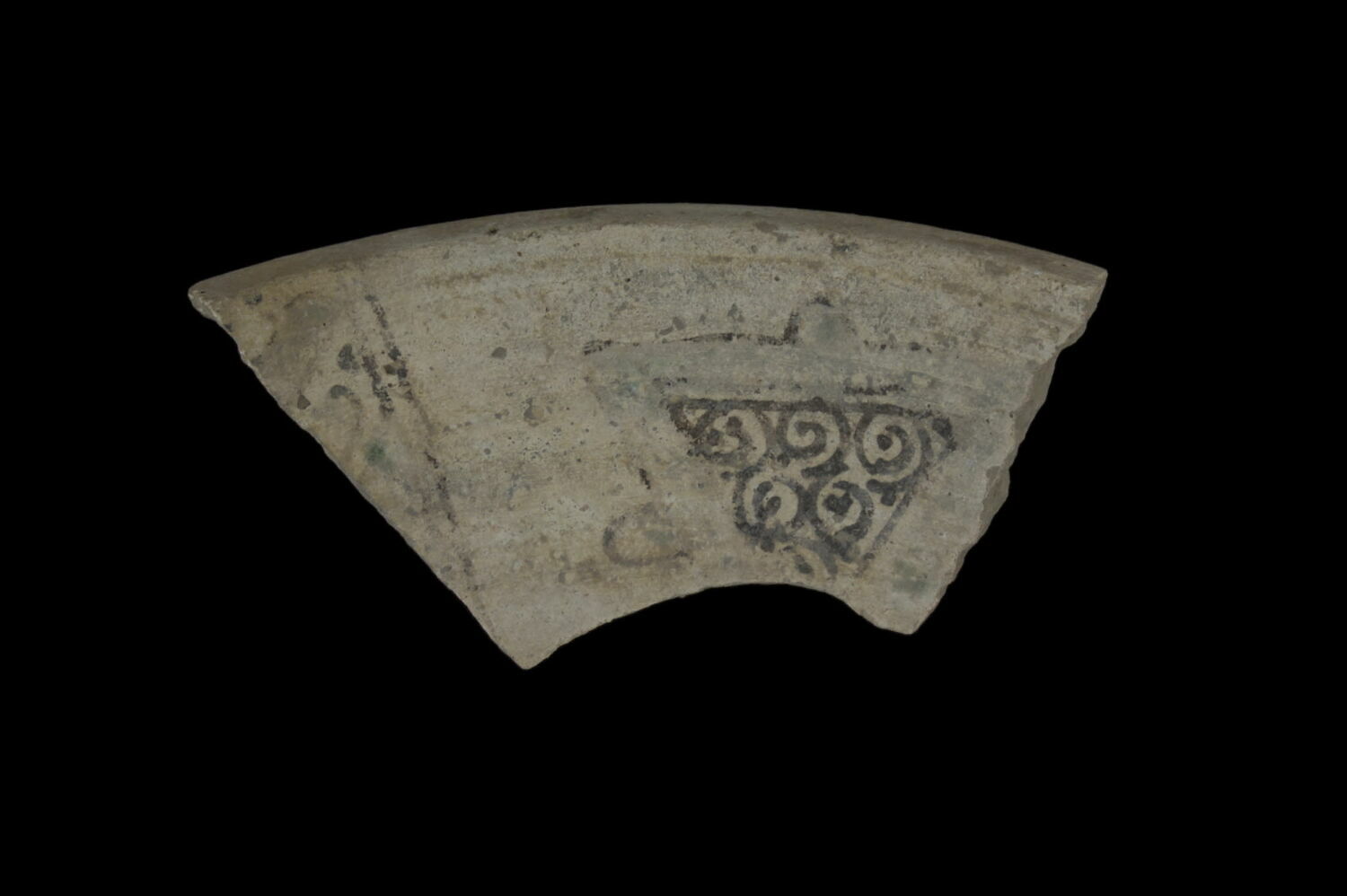 Fragment de faïence usuelle