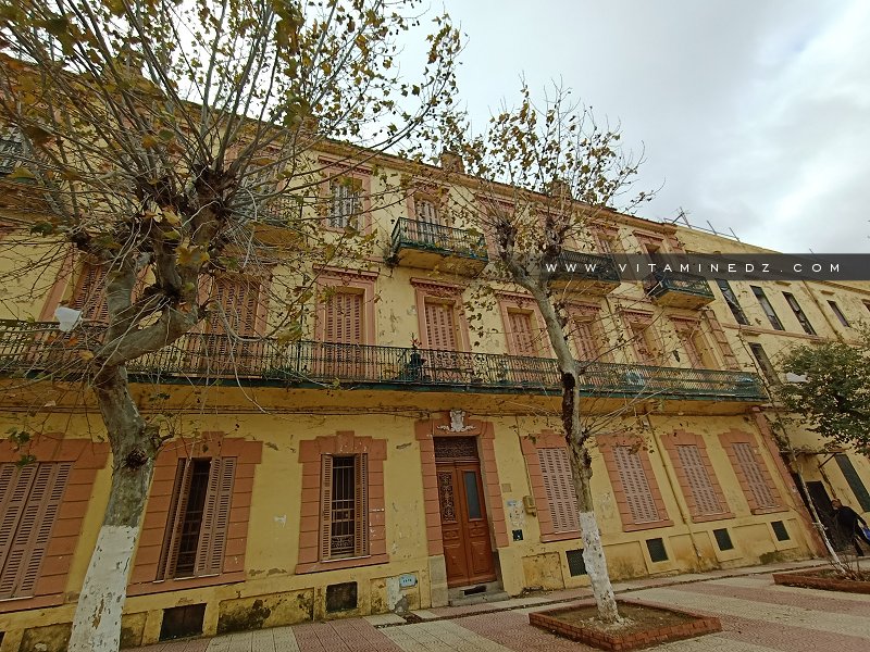 Patrimoine immobilier Tlemcen, immeuble de l'époque coloniale française