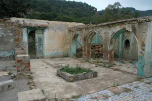 vieille bâtisse en ruine