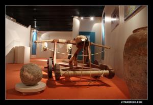 Catapulte utilisé lors du 1er siège de Tlemcen (14è sicle)