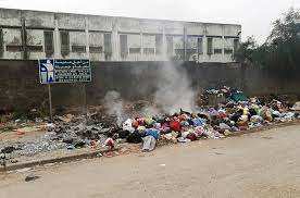 Jijel - ARRÊT SUR IMAGE: Vu à El-Milia  On met le feu aux ordures ménagères