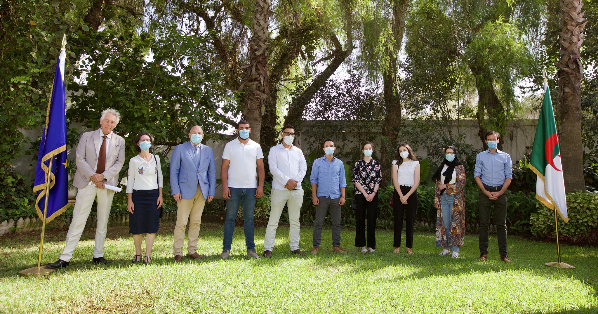 Félicitations aux 8 étudiants algériens qui ont obtenu des bourses d'excellence🏅 Erasmus Mundus afin de poursuivre des Masters en Europe