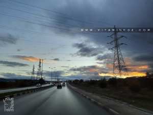 Joli coucher de soleil avec ciel nuageux (Tlemcen)