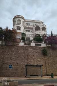 Villa moderne des années 1980 à Tlemcen (Quartier Birouana Sud)