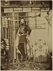 M. Léon Roche, consul général de Tunis (Image de propagande coloniale)