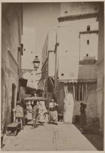Alger. Rue de la Casbah (Image de propagande coloniale)