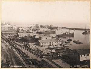 Les quais à Alger (Image de propagande coloniale)