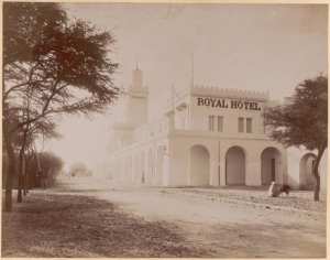[Biskra Royal Hôtel] (Image de propagande coloniale)