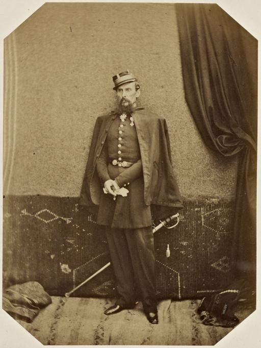 Le général de brigade Beaufort de Hautpoul, commandant la subdivision de Tlemcen (Image de propagande coloniale)