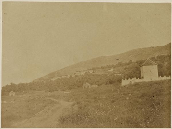Vue du village sacré de Bou-Médine (Image de propagande coloniale)
