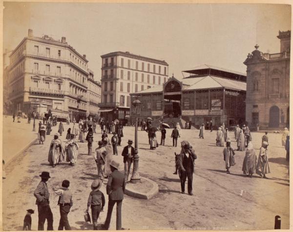 Constantine. Place Valée (Image de propagande coloniale)