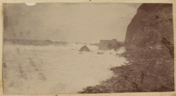 Dellys. Par grosse mer (Image de propagande coloniale)