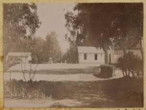 Blida, entrée du quartier Bizot (Image de propagande coloniale)