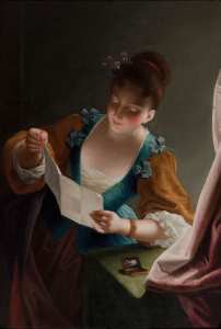 Jeune femme lisant une lettre