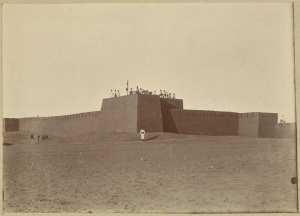 In Salah. Le réduit (Image de propagande coloniale)