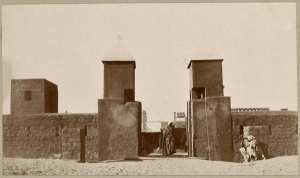 Porte d'Adrar (Image de propagande coloniale)