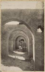 [Construction du Fort Lallemand par la colonne du capitaine Pujat : arceaux] (Image de propagande coloniale)