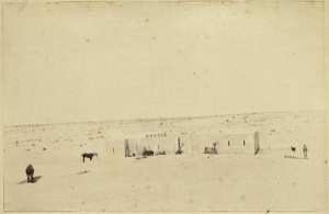 Route de Touggourt à El Oued (Abri de Mouïat Ferjane) (Image de propagande coloniale)