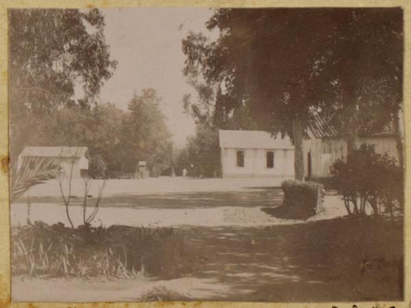 Blida, entrée du quartier Bizot (Image de propagande coloniale)