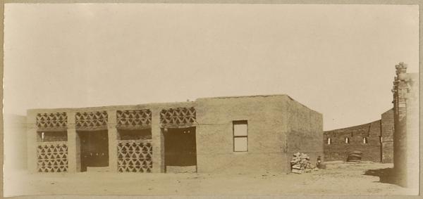 Adrar. Maison du lieutenant Cabon (Image de propagande coloniale)