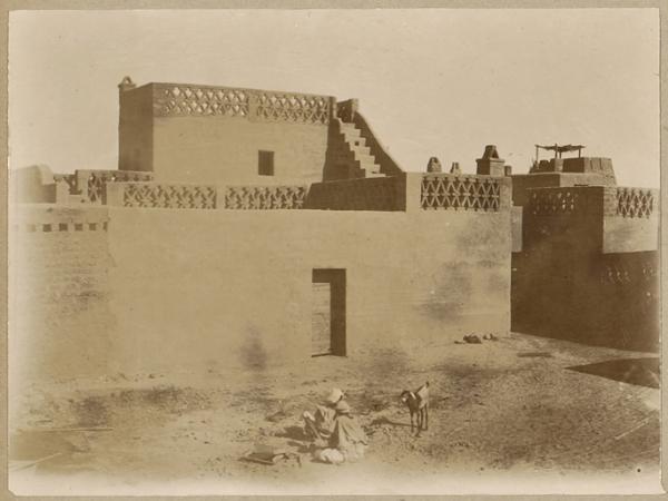 Maison du lieutenant Auger ' (Image de propagande coloniale)