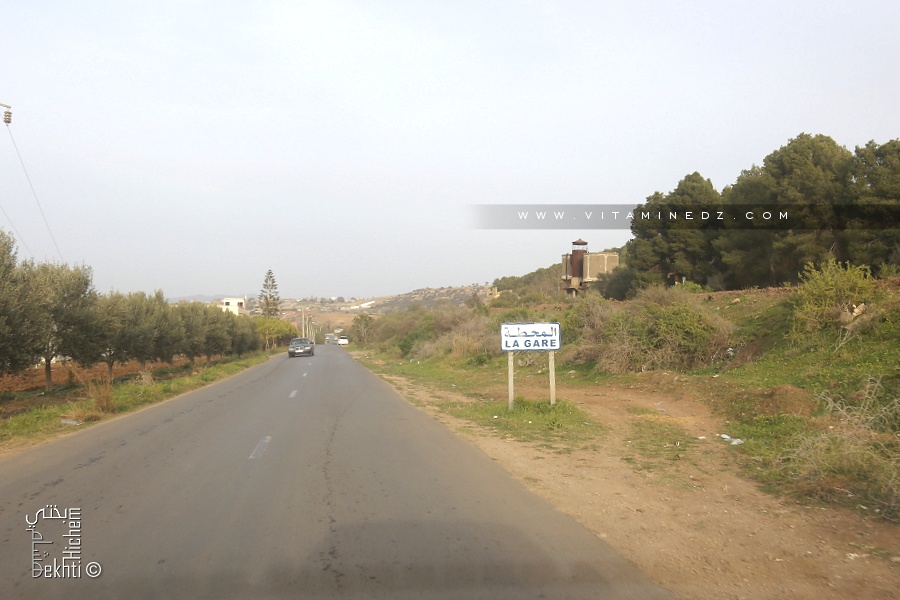 Petit village, 'la gare' de Nedromah dans la commune de Tient