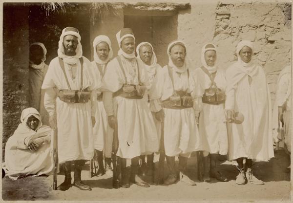 Tirailleurs (Image de propagande coloniale)