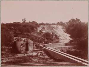 Hammam-Meskoutine. La grande source (Image de propagande coloniale)