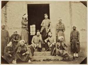 Groupe d'officiers et de sous-officiers de tirailleurs indigènes (Bône) (Image de propagande coloniale)