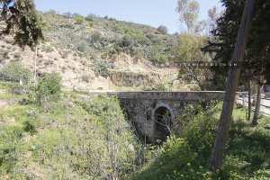 Pont ancien à l'entrée de Nedroma par la W38