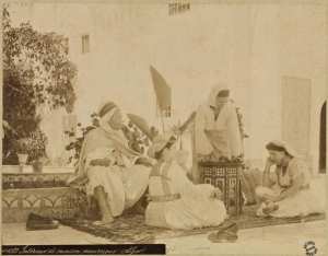 Intérieur de maison mauresque (Alger) (Image de propagande coloniale)