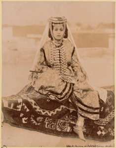 Type de danseuse des Ouled Naïls. Femme arabe (Image de propagande coloniale)