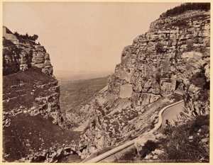 Constantine. Gorges du Rhummel. La route de la Corniche (Image de propagande coloniale)