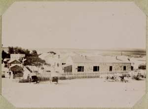 Algérie. El Aricha. L'hôpital militaire vu du camp (Image de propagande coloniale)