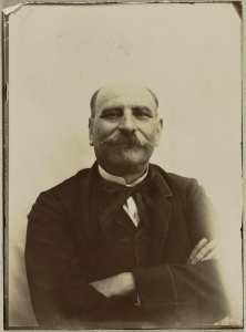 [Portrait] (Image de propagande coloniale)