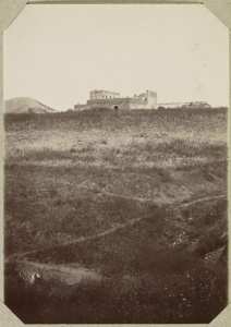 Maison en ruines de l'ancien agha (Image de propagande coloniale)