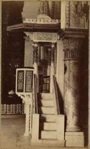 Catédrale [sic] d'Alger. La chaire (Image de propagande coloniale)