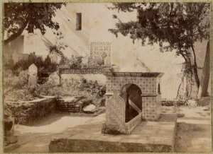 Cimetière de la mosquée [Sidi] Abd-er-Rhamane (Image de propagande coloniale)