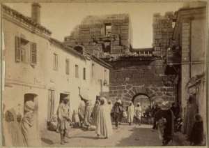 Remparts byzantins à Tebessa (Image de propagande coloniale)